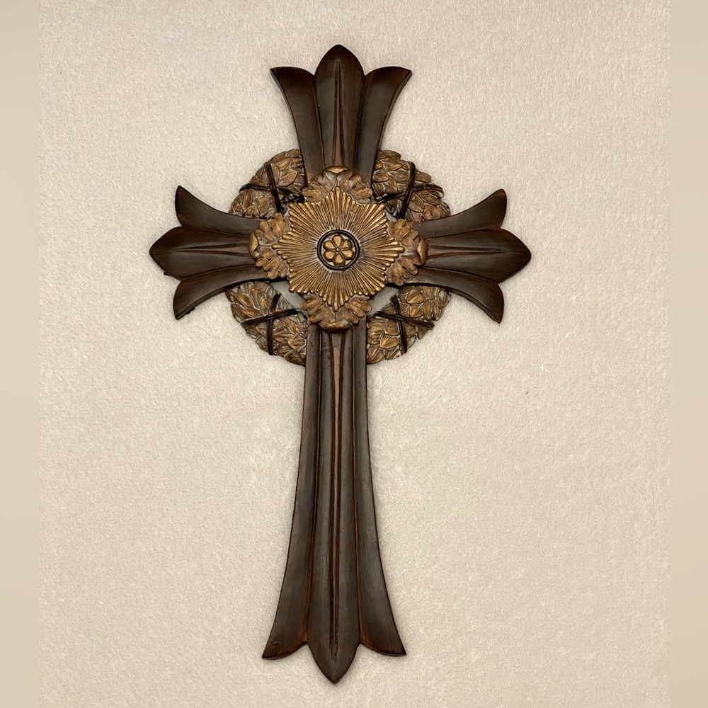 14” x 8.5” Wall Cross